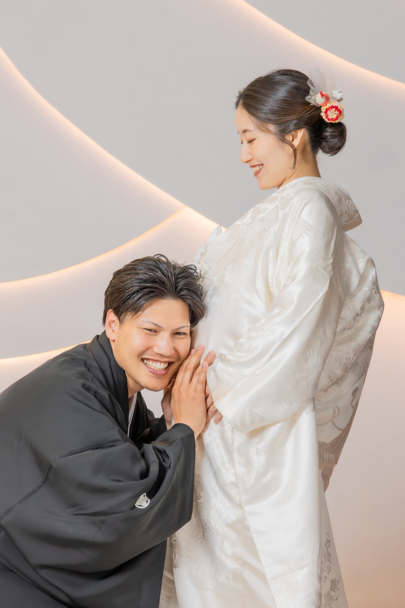 おなかに顔を寄せて…