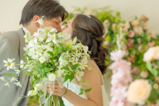 【スタジオ洋装＋和装】ふんわり可愛い空間での撮影