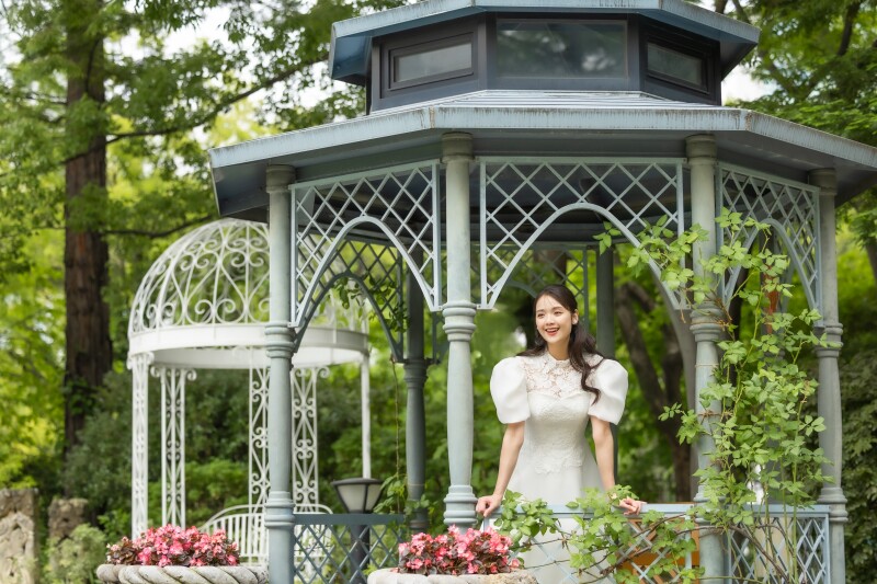 STUDIO FERICE_庭園で撮影できる