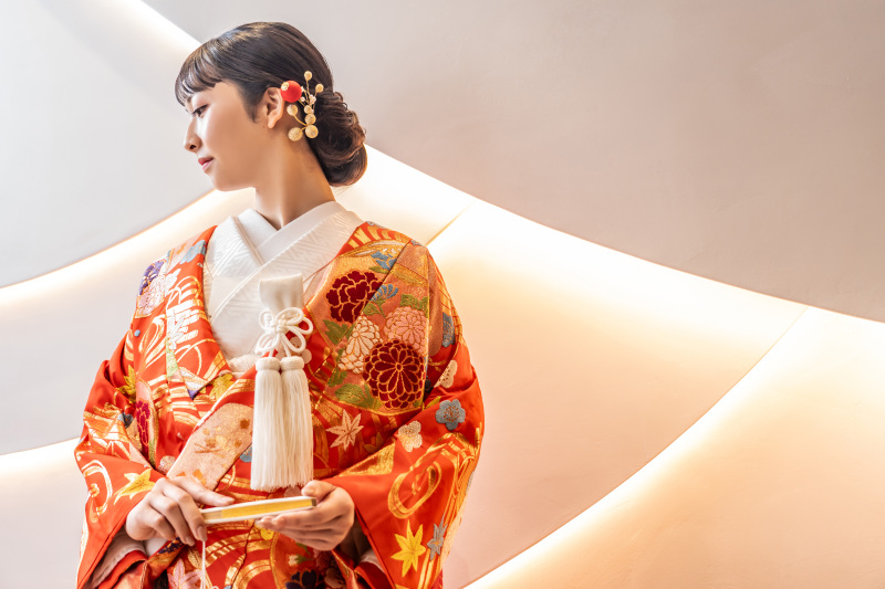 衣裳店ならではの美が導く、運命の1着を。