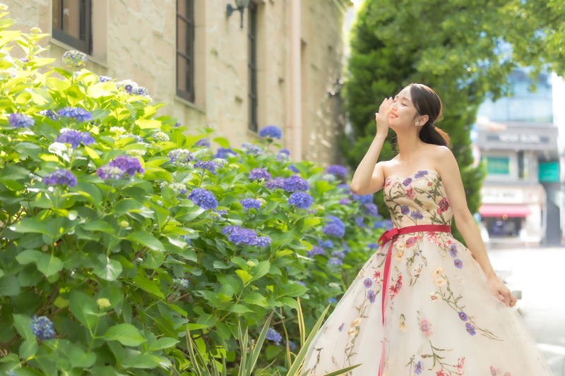 「久屋大通庭園フラリエ」では季節の花と写真を♪