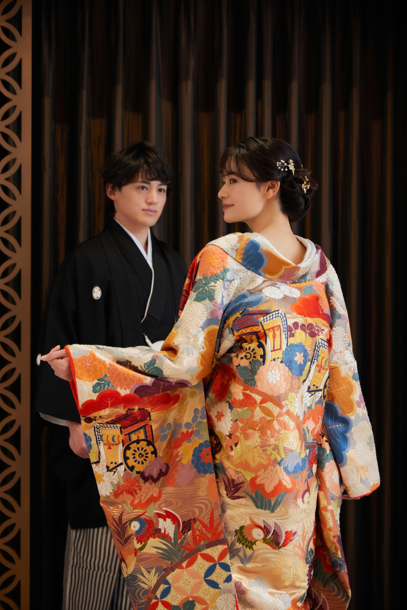 STUDIO FERICE_色打掛・着物が豊富