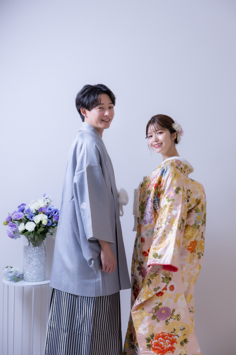 ＜6月末までの撮影＞選べる1着【スタジオ撮影】シーン数豊富｜全70カットに美肌・小顔・痩身加工付き｜アルバム付のセットプラン♪