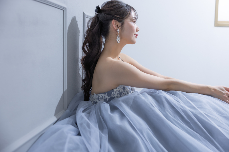 12月末までの撮影限定＜ソロウェディング＞ 洋装1着【スタジオ撮影】自分を祝う特別な瞬間｜キレイ加工付き｜お得なライトプラン♪