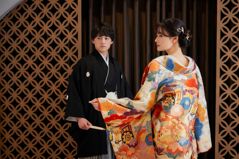 <2月末まで限定>洋装1着+和装1着【スタジオ撮影】|背景4シーン|撮影100カット全データ|キレイ加工が付いてこの価格!