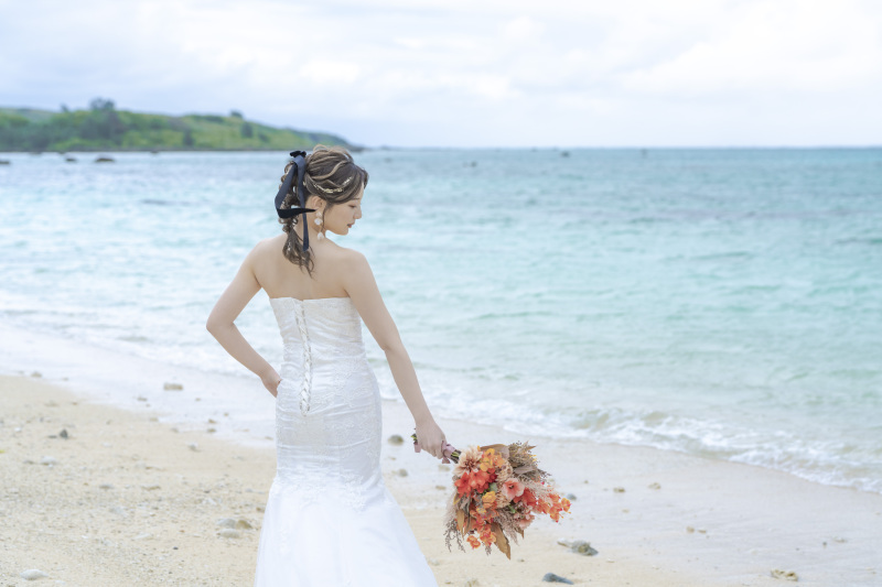 振り返り美人ショット