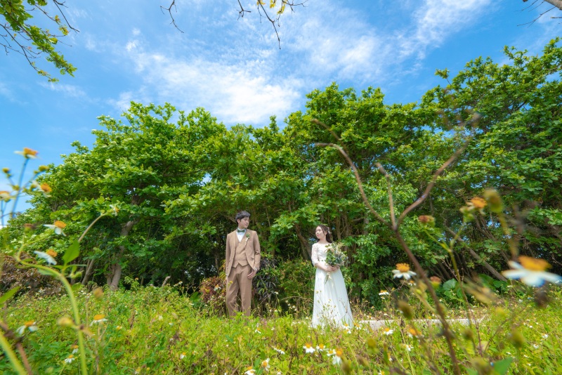 【石垣島】\亜熱帯の自然を満喫/ビーチ&亜熱帯グリーンフォト♪選び放題のドレス&ヘアメイクもすべて込♪