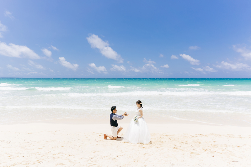 【宮古島】\宮古ブルーに煌く海★/憧れのビーチフォトを7万円台で叶えられる♪衣装選び放題&プロヘアメイク付!