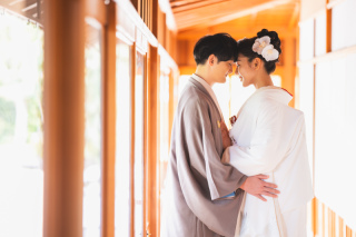 スタジオ撮影、ロケーションフォト撮影、チャペルフォト撮影、私服撮影などのいろんなジャンルの撮影が可能です。