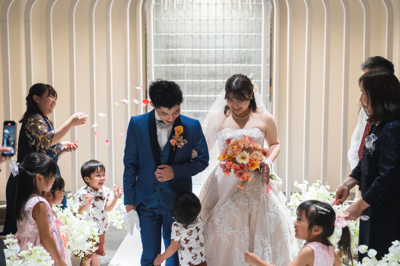 【セレモニーフォト】新郎新婦退場