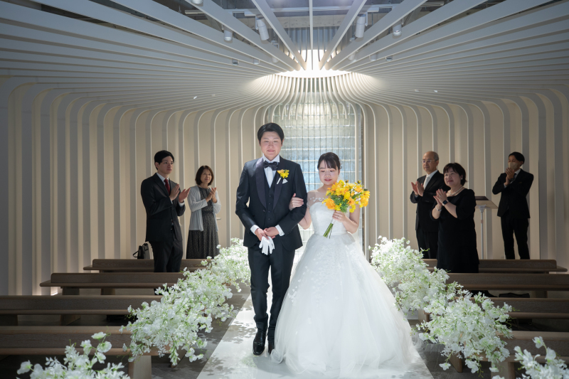 【セレモニーフォト】新郎新婦退場