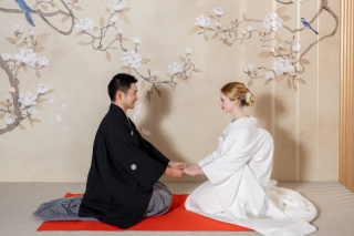 白無垢でスタジオフォト