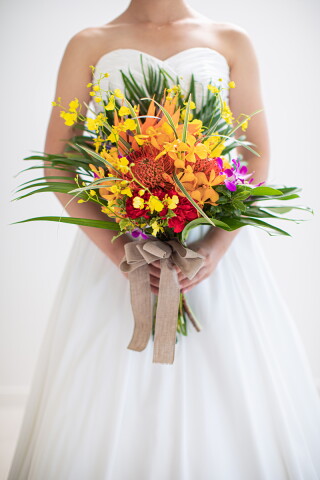 生花ブーケ【太陽のトロピカル】