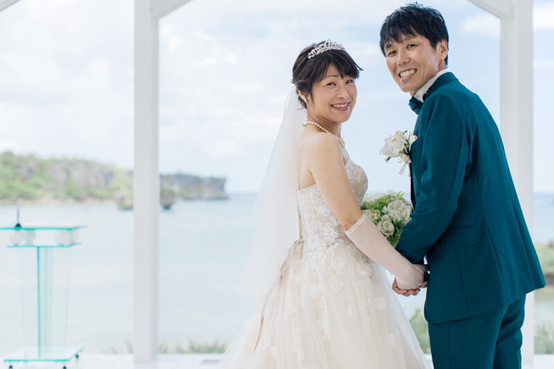 笑顔で祭壇ショット