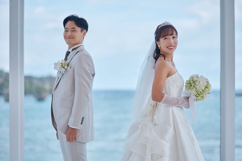 チャペル×ウェディングドレス