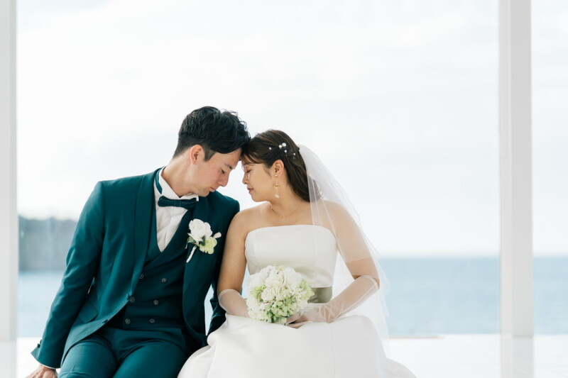 おでこを寄せて