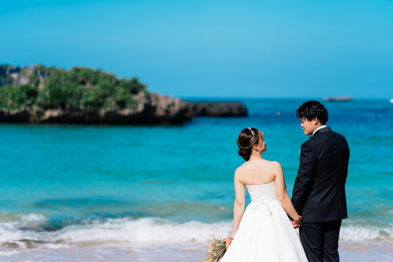 澄み渡る海と空