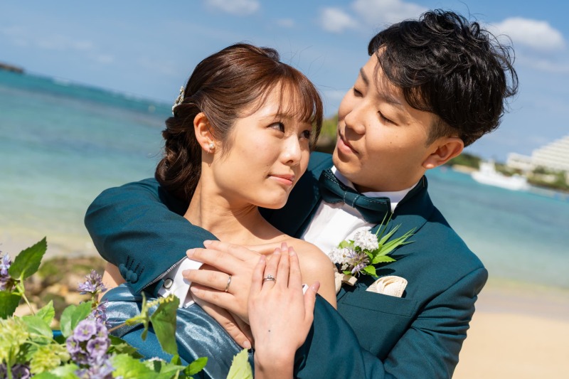 やわらかい笑顔で