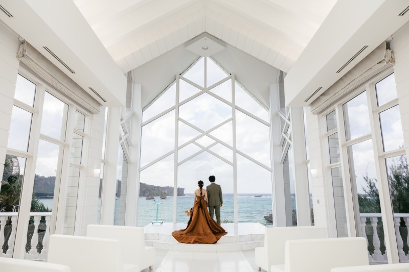 チャペルとカラードレス