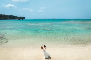 ザ・シーサイドガーデン ラグーン大聖堂　byワタベウェディング