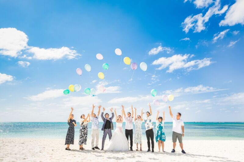 みんなで一緒にせーのっ！！！！皆様の楽しいんでいる素敵な表情を引き出し、その一瞬を撮影します。何年経っても見たいと思うような素敵な写真…永遠に残る日だからこそ、いちばん素敵な一日と写真をお贈りします。