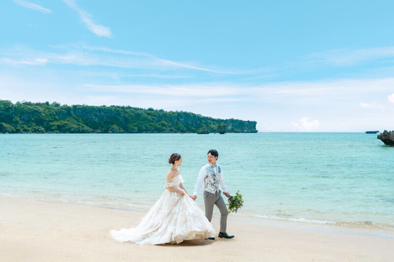 【大特価◉平日プラン】1～３月OK！ビーチ＆グリーン100カットを￥11,000で！衣裳・ヘアメイク・アテンド・雨天保証コミ！