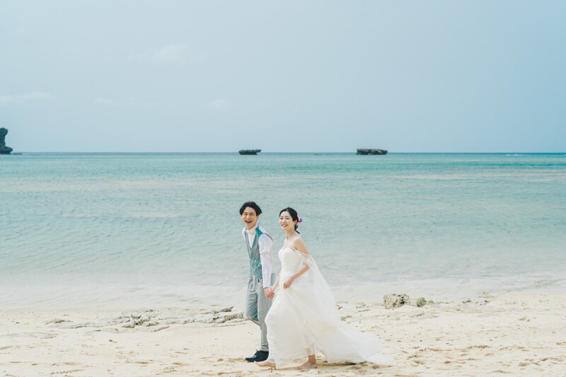 【シンプルセレモニープラン】セレモニー×3ロケ撮影!|シンプルセレモニー+チャペル+ガーデン+ビーチ100カット