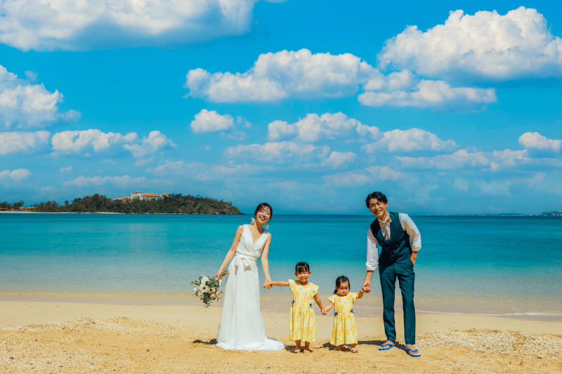 【ファミリーフォトプラン】ベビーシッター込み&飾れるフォトボード後日納品♡|ビーチ100カット|全データ納品&色調|雨天保証込み