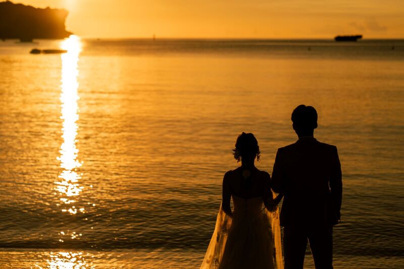 【10月撮影限定☼サンセットフォト☼】◉必見✲3ロケーション10万円以内!◉|チャペル+ガーデン+サンセットビーチ100カット