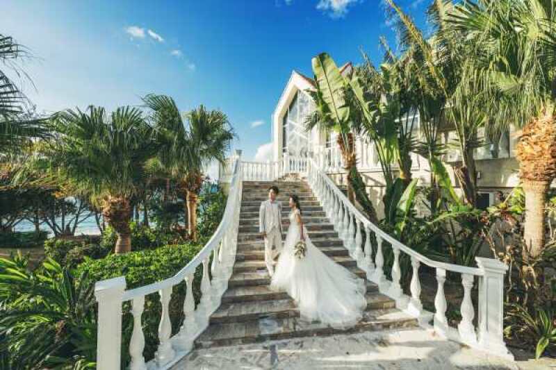 【ドレス2着付】◉美容師同行+新婦ヘアチェンジ+新郎ヘアメイク込!|チャペル&ガーデン&ビーチ¥158,180→¥121,880