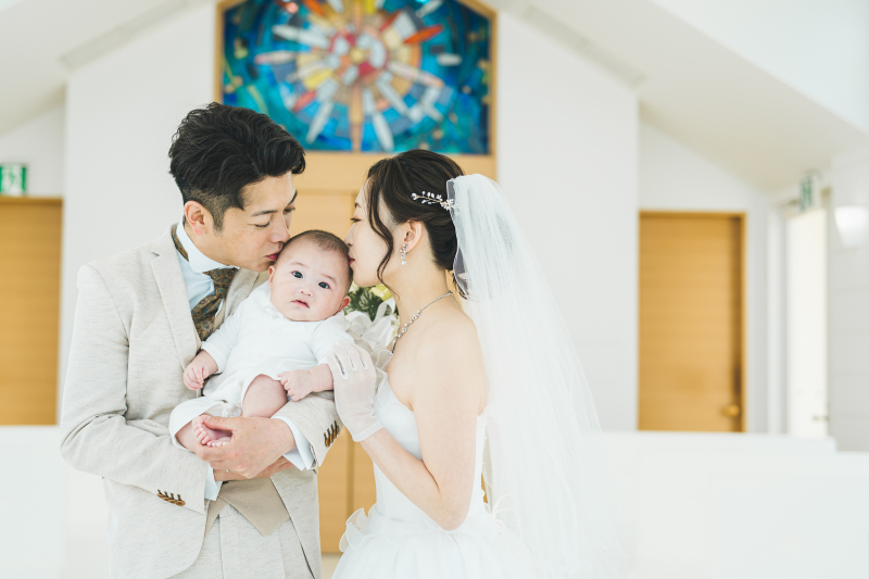 【3月までの空き枠限定】ファミリーフォト×3ロケ撮影プラン♡せっかくならチャペル&ガーデン&ビーチで100カット♬