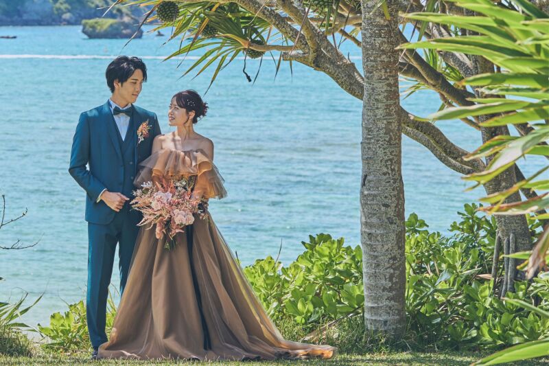 ◉Photorait限定◉≪12月1月2月撮影≫新郎ヘアセット込みドレス2着つきプラン❀｜チャペル＋ガーデン＋ビーチ100カット