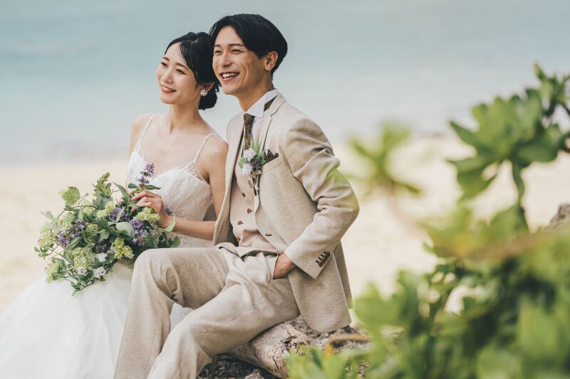 【ムービー込】せっかくなら映像も一緒に残す♡プチシネマ82,500円→◉49,500円!|チャペル+ガーデン+ビーチ100カット