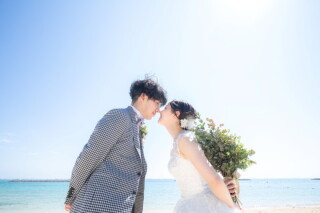 【大特価◉平日プラン】1～３月OK！ビーチ＆グリーン100カットを￥11,000で！衣裳・ヘアメイク・アテンド・雨天保証コミ！