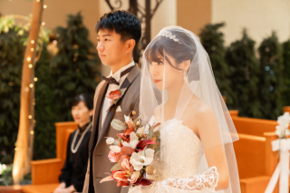 The oneday photo wedding_チャペルで叶える前撮り（洗練された空間でふたりらしい撮影を）