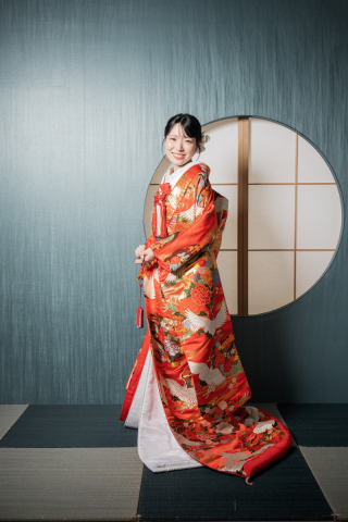 The oneday photo wedding_和装スタジオ（伝統とモダンが交差する空間で新しい和装を）