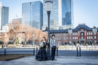 The oneday photo wedding_昼の東京駅周辺ロケ（ブリックスクエアや仲通りで上品に）