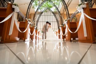 The oneday photo wedding_チャペルで叶える前撮り（洗練された空間でふたりらしい撮影を）