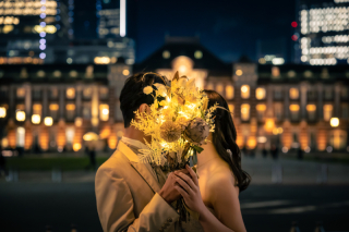 The oneday photo wedding_夜の東京駅周辺ロケ(和田倉門や明治安田生命前で夜景撮影)