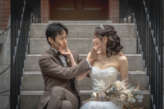 The oneday photo wedding_昼の東京駅周辺ロケ（ブリックスクエアや仲通りで上品に）