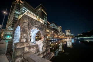 The oneday photo sweet_夜の東京駅周辺ロケ（和田倉門や明治安田生命前で夜景撮影）