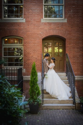 The oneday photo wedding_昼の東京駅周辺ロケ（ブリックスクエアや仲通りで上品に）