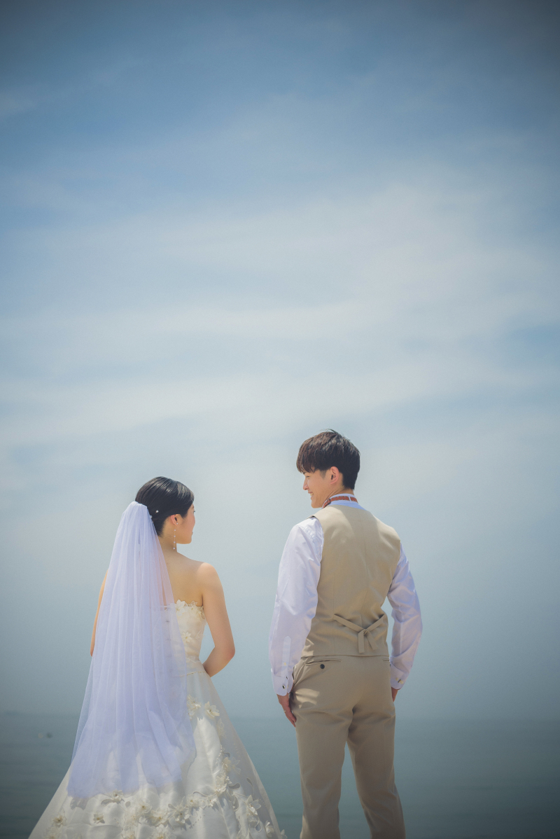 青空バックに！