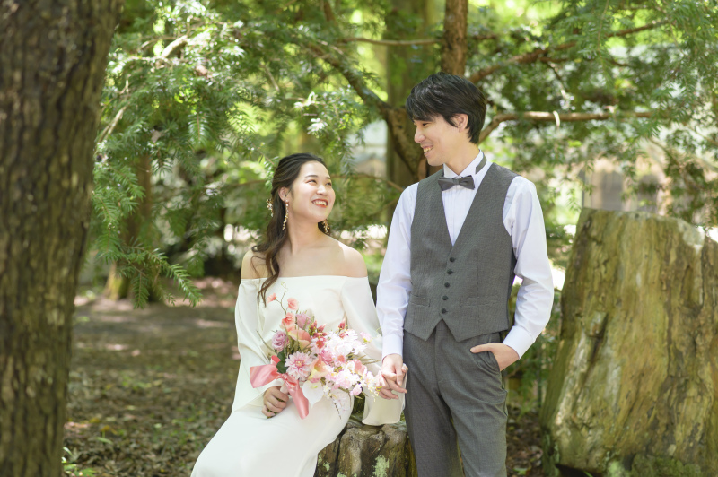 新郎様の照れ笑いも素敵