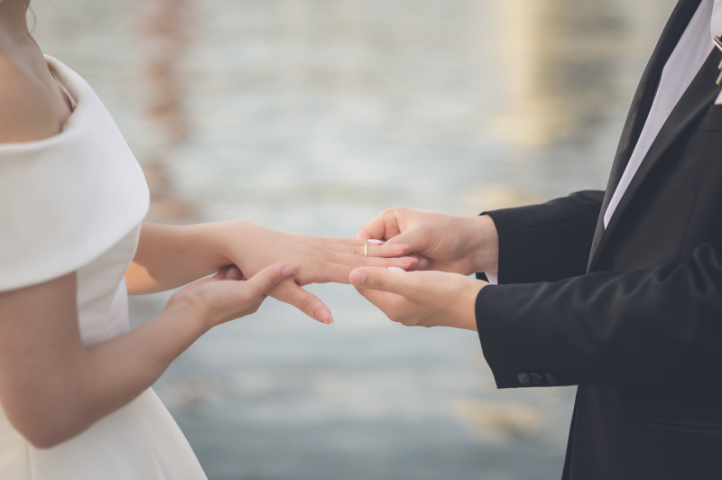 結婚式をイメージ