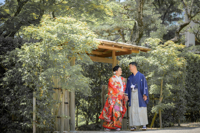 eneen wedding KOBE_庭園で撮影できる