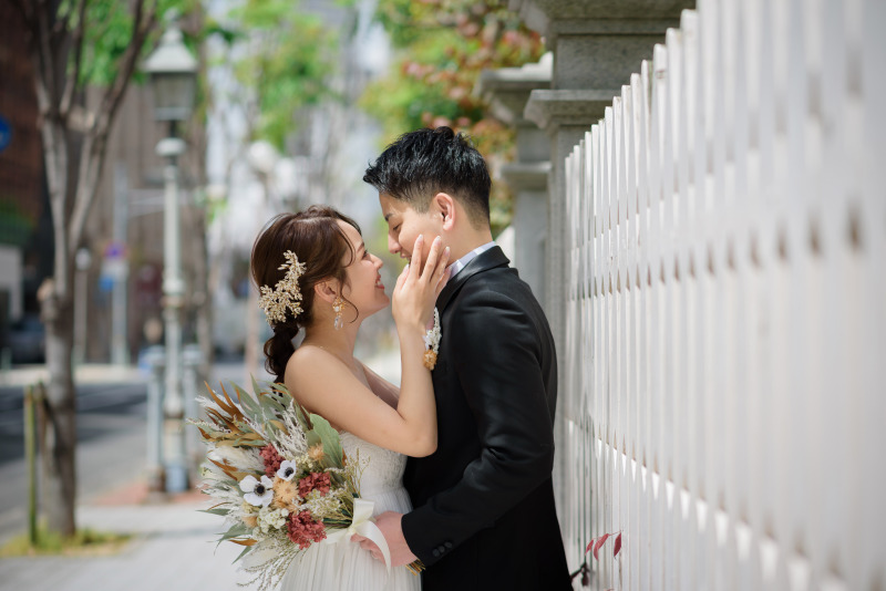 eneen wedding KOBE_女性のフォトグラファーがいる