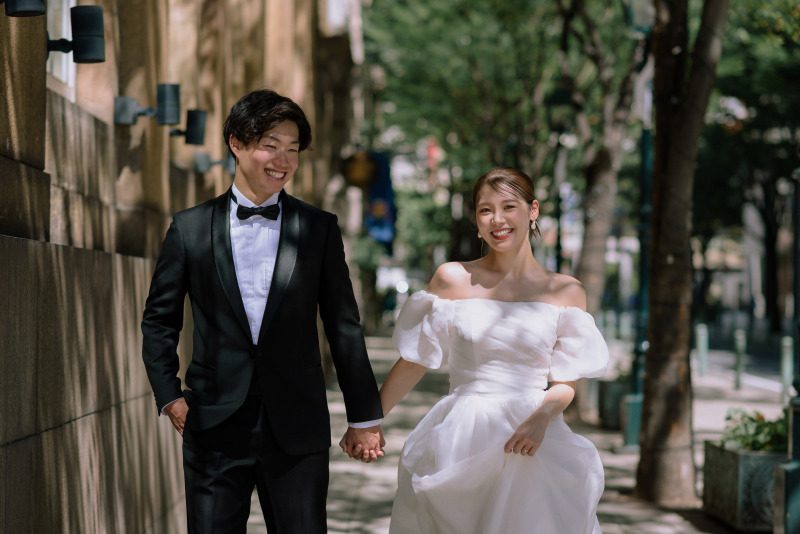 eneen wedding KOBE_女性のフォトグラファーがいる