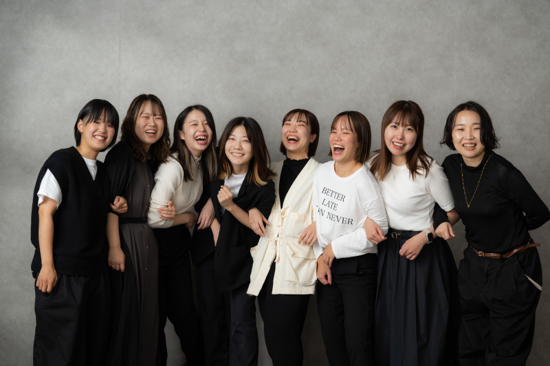 女性カメラマンも多数在籍♪