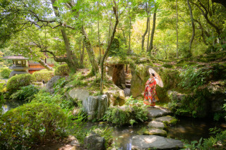 eneen wedding KOBE_【相楽園】四季折々の美景が楽しめる日本庭園で和装お洒落フォトを！